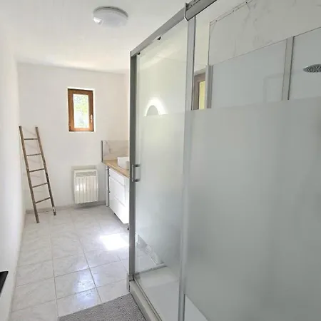 Maison Confort Avec Parking, Campagne - 4 Pers. - Fr-1-616-578 *